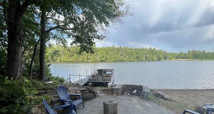 250ft sandy lakefront oasis - 3BR/2BA