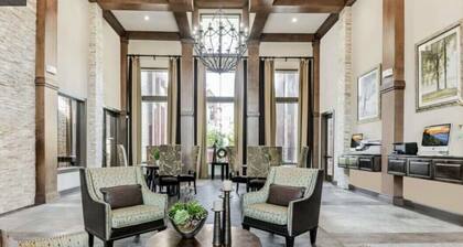 HighTech Tranquil Rustic Oasis! (Cypress,Tx)