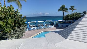 Piscine extérieure, piscine chauffée