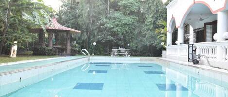 Alberca al aire libre