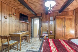 2 chambres, fer et planche à repasser, Wi-Fi gratuit, draps fournis