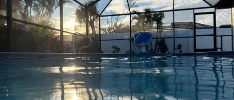 Piscine extérieure, piscine chauffée