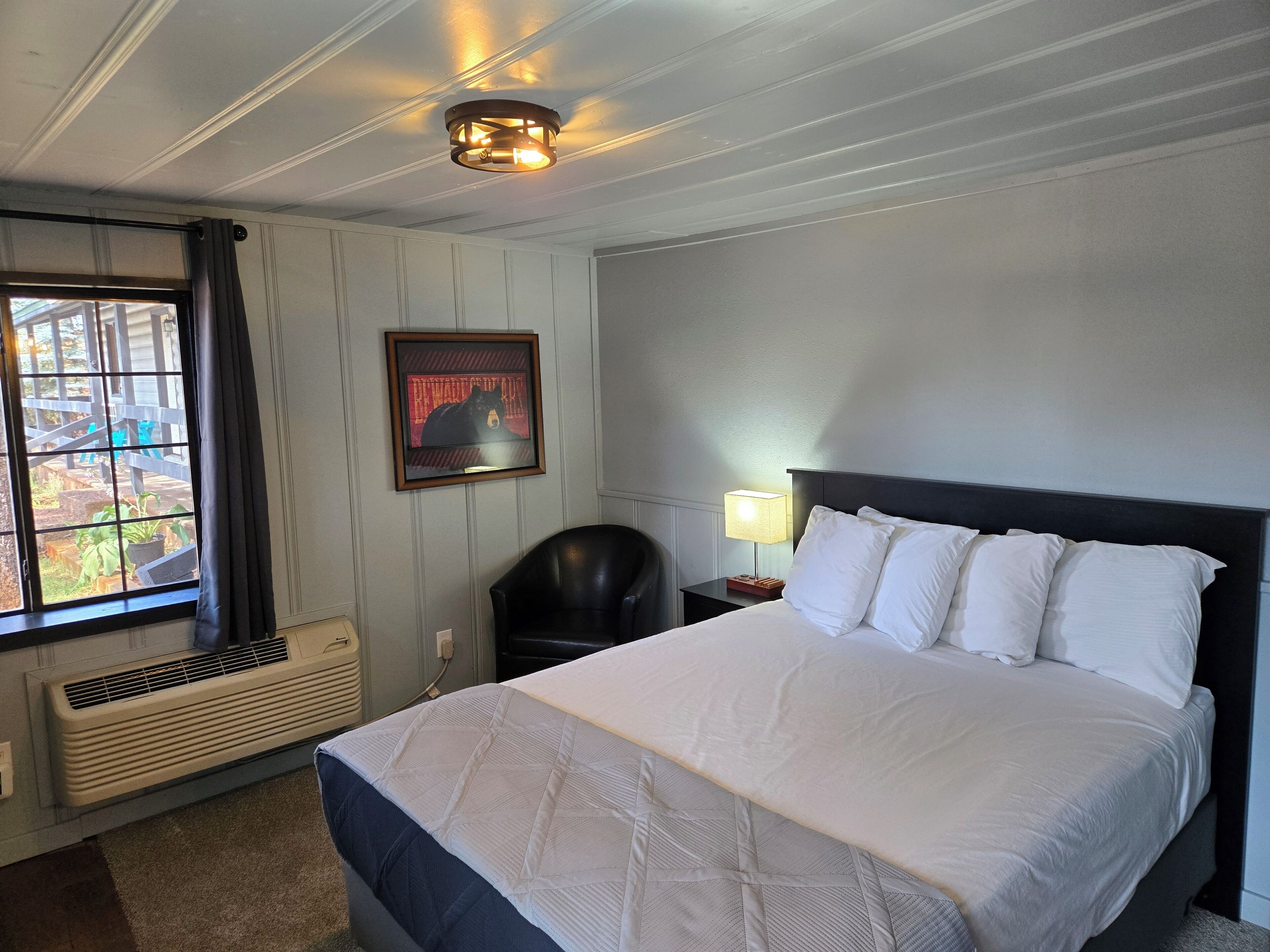 Economy Studio | Iron/ironing board, free WiFi, bed sheets