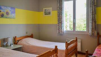 5 bedrooms