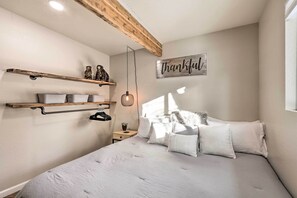 3 chambres, bureau, accès Internet, draps fournis