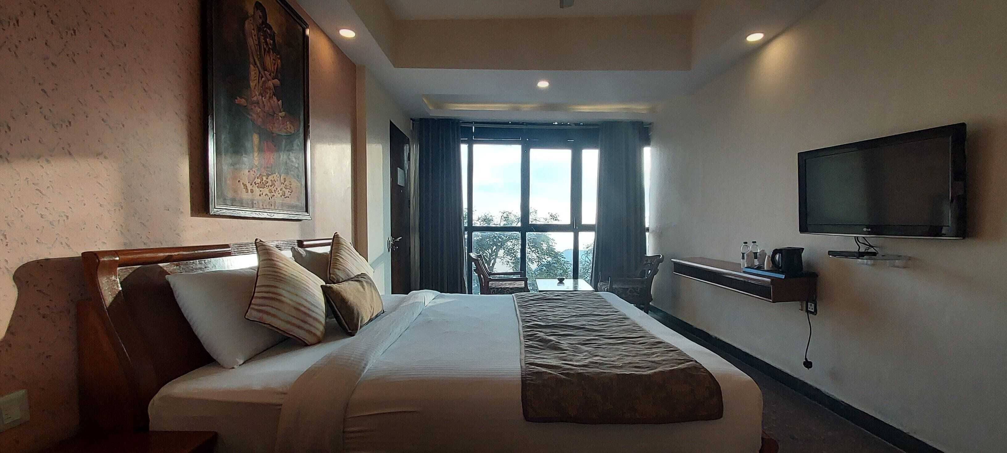In-room safe, blackout drapes, iron/ironing board, free WiFi