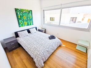 Standard Apartment | 2 bedrooms, free WiFi, bed sheets - Daze Off Central Apartment (Larnaca)