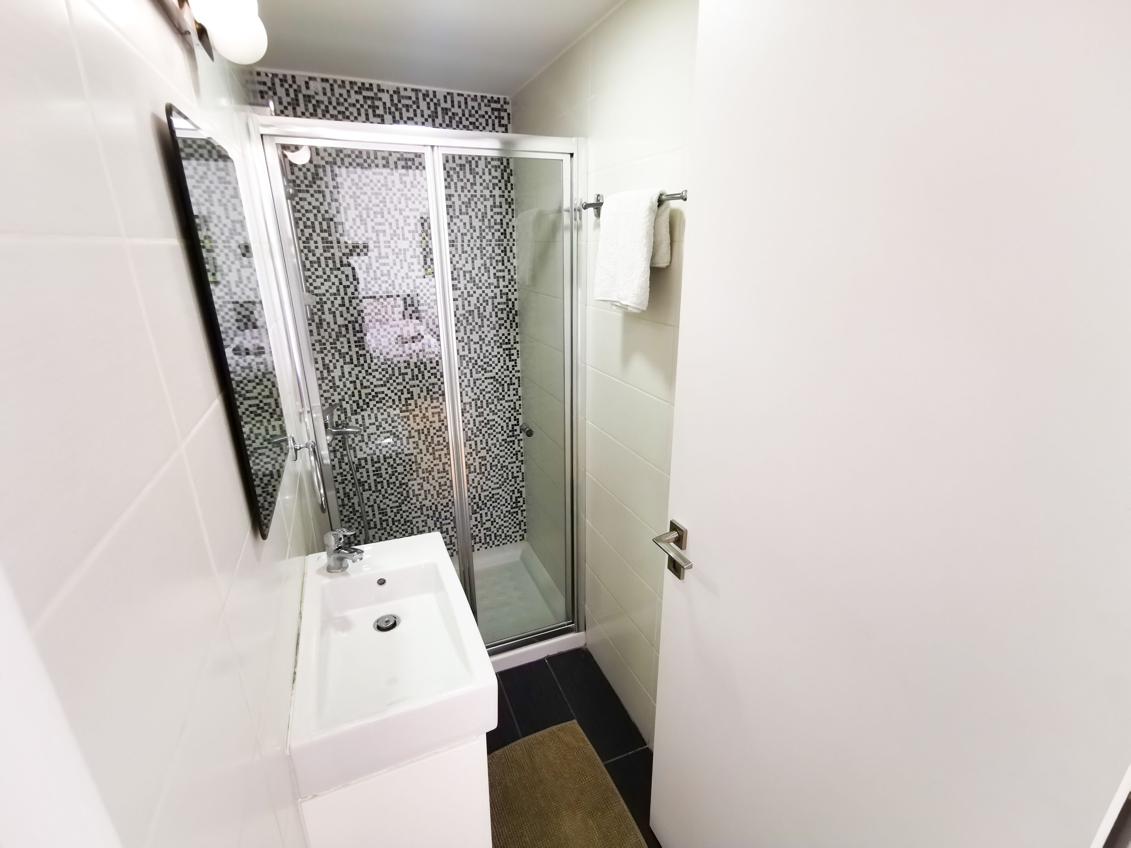 Daze Off Central Apartment