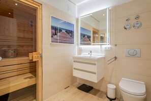 Dusche, Haartrockner, Handtücher