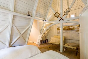 4 habitaciones, caja de seguridad en la habitación, wifi y ropa de cama 