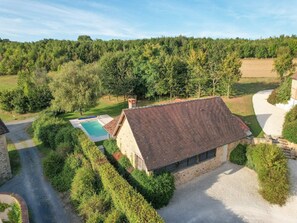 Exterior - Vineyards and Valleys: A French Hide-In (St. Medard D'excideuil)