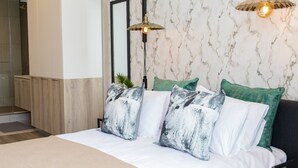 Unclassified image, 5 of 7, button - Menlyn Marble Print Apartment (Pretoria)