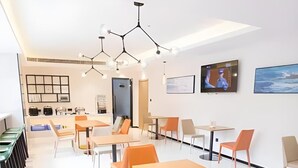 Ảnh chưa phân loại, 2 trong số 34 ảnh, nút