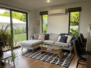 TV, computer monitors, printers - Relax in Richmond (Richmond)