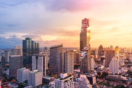 Exterior. The Standard, Bangkok Mahanakhon