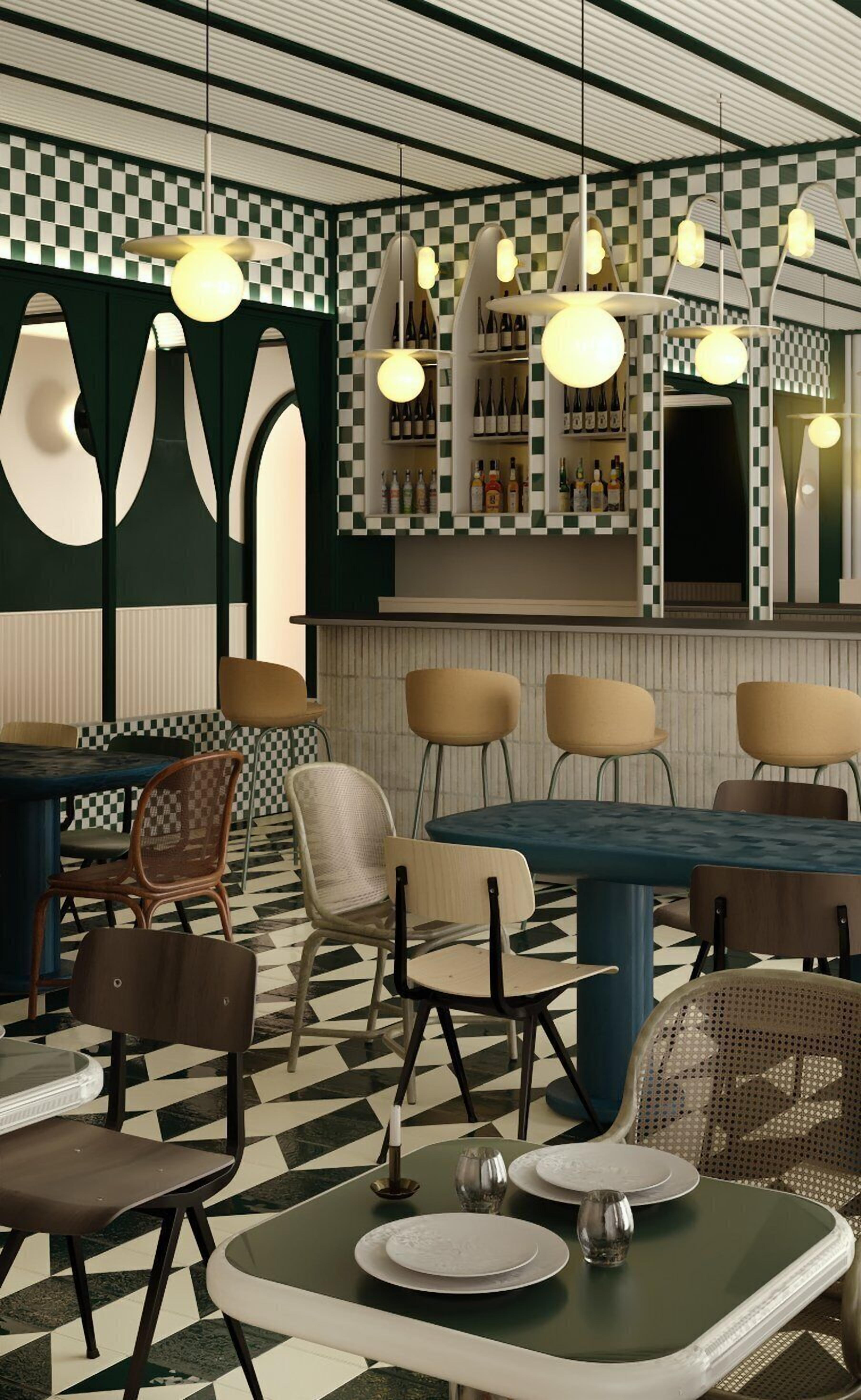 Een restaurantinterieur met geruite wanden, een bar met flessen en een mix van moderne en klassieke stoelen.