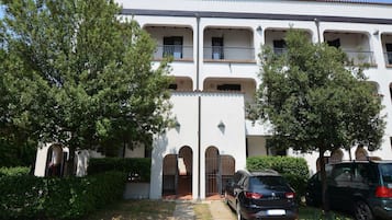 Esterni
