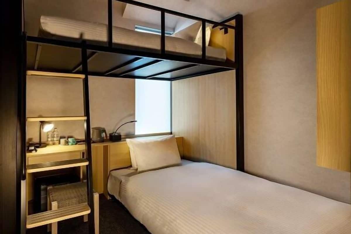 Down duvets, in-room safe, free WiFi, bed sheets