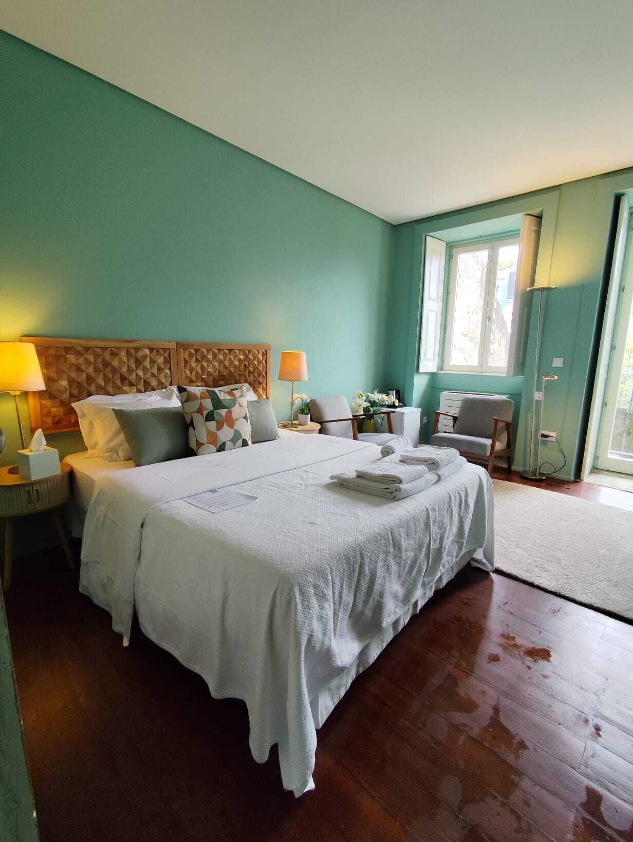 Standard Double Room | Hypo-allergenic bedding available, soundproofing
