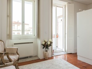 Hypo-allergenic bedding, individually decorated, individually furnished - Down2Town B&B (Porto)