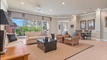 Smart TV, fireplace, books, stereo