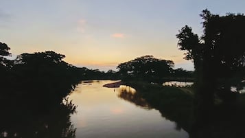 泳池