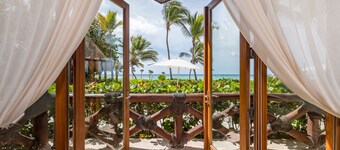 Two Ocean View Caleton Villas in CapCana