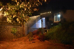 Exterior - Brise cottage with private pool and pantry (Hosapete)