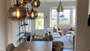 City House, Ensuite, City View (Instant-Knokke) | Lounge