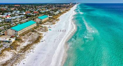 Salty Seas Gulf Front Oasis