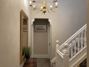 Hallway - The Old Lodge Guest House (Lincoln)