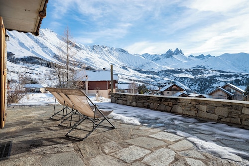 Grand Chalet 220 m² – 14 Pers. | Face aux Pistes | commerce à pied | Albiez