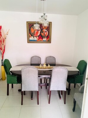 Dineren