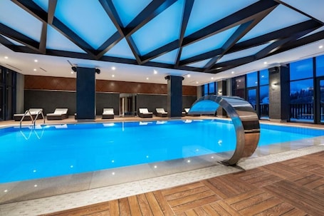 Indoor pool. Ambassadori Goderdzi