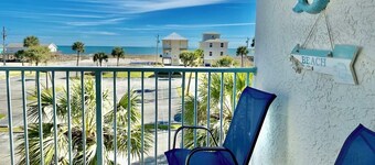 Minute Walk to the Beach and Gulf Views from 3rd Floor Balcony!