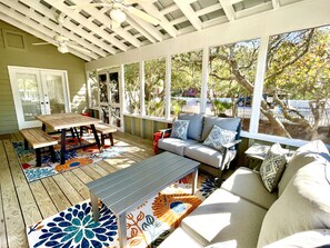Outdoor dining - Directly Across From Beach With Gulf Views in Seaside, FL + 2 Adult Bikes! (Santa Rosa Beach)