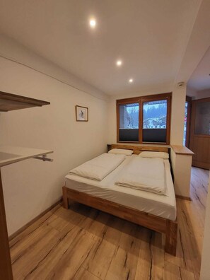 2 habitaciones, wifi y ropa de cama