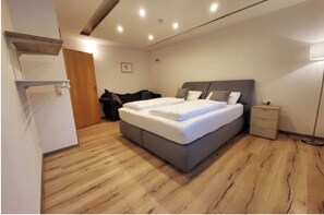 1 Schlafzimmer, WLAN, Bettwäsche