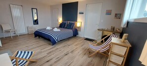 2 chambres, fer et planche à repasser, lit parapluie, Wi-Fi gratuit