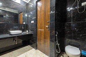 Ducha, cabezal de ducha tipo lluvia, artículos de tocador gratuitos