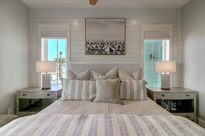 5 bedrooms, desk, iron/ironing board, Internet