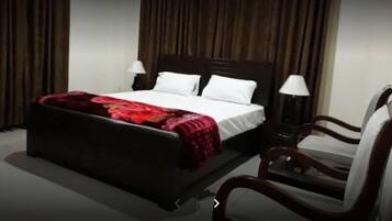 Standard-Doppelzimmer | Kostenloses WLAN, Bettwäsche