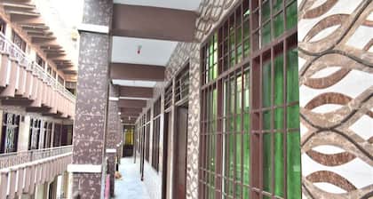 Lahore Hotel