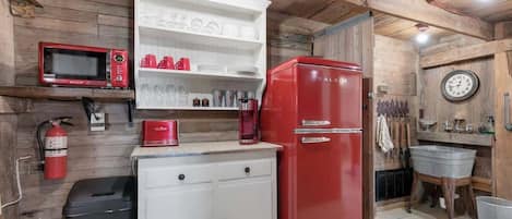 Fridge, microwave, coffee/tea maker, toaster