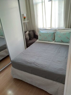 1 quarto, ferros/tábuas de passar roupa, Wi-Fi de cortesia