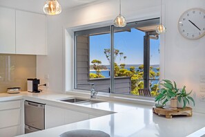 Fridge, microwave, oven, stovetop - The Zenith - Designer Shoal Bay Home with Ultimate Water and Bush Views (Shoal Bay)