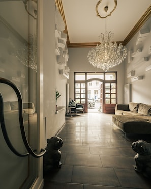 Lobby sitting area - Bob W Berlin Mitte (Berlin)