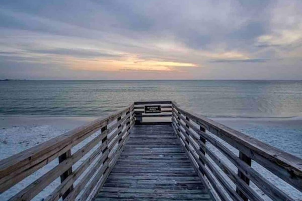 Sillas reclinables de playa, toallas de playa