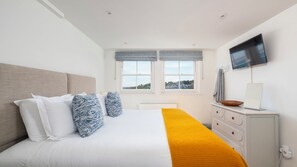 3 室のベッドルーム、インターネット、ベッドシーツ