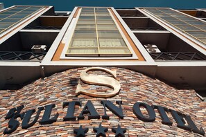 Front of property - By Sultan Otel (Bursa)